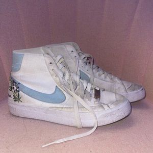Nike Flower Blazers
